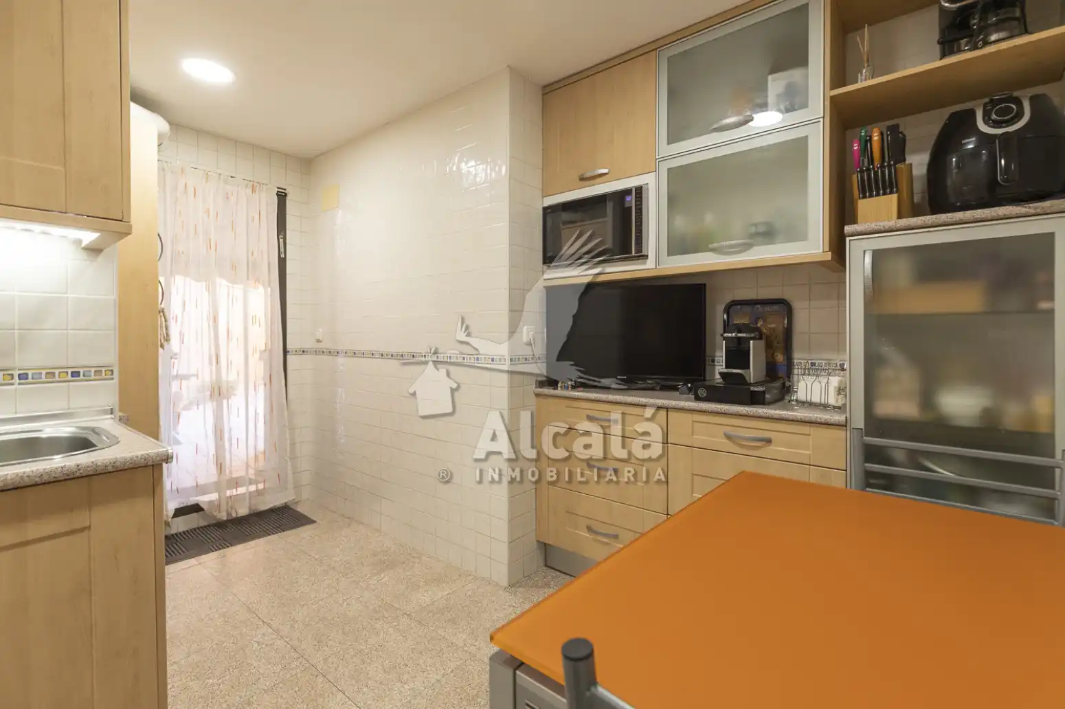 Kitchen of Flat for sale in Alcalá de Henares  with Air Conditioner, Heating and Private garden