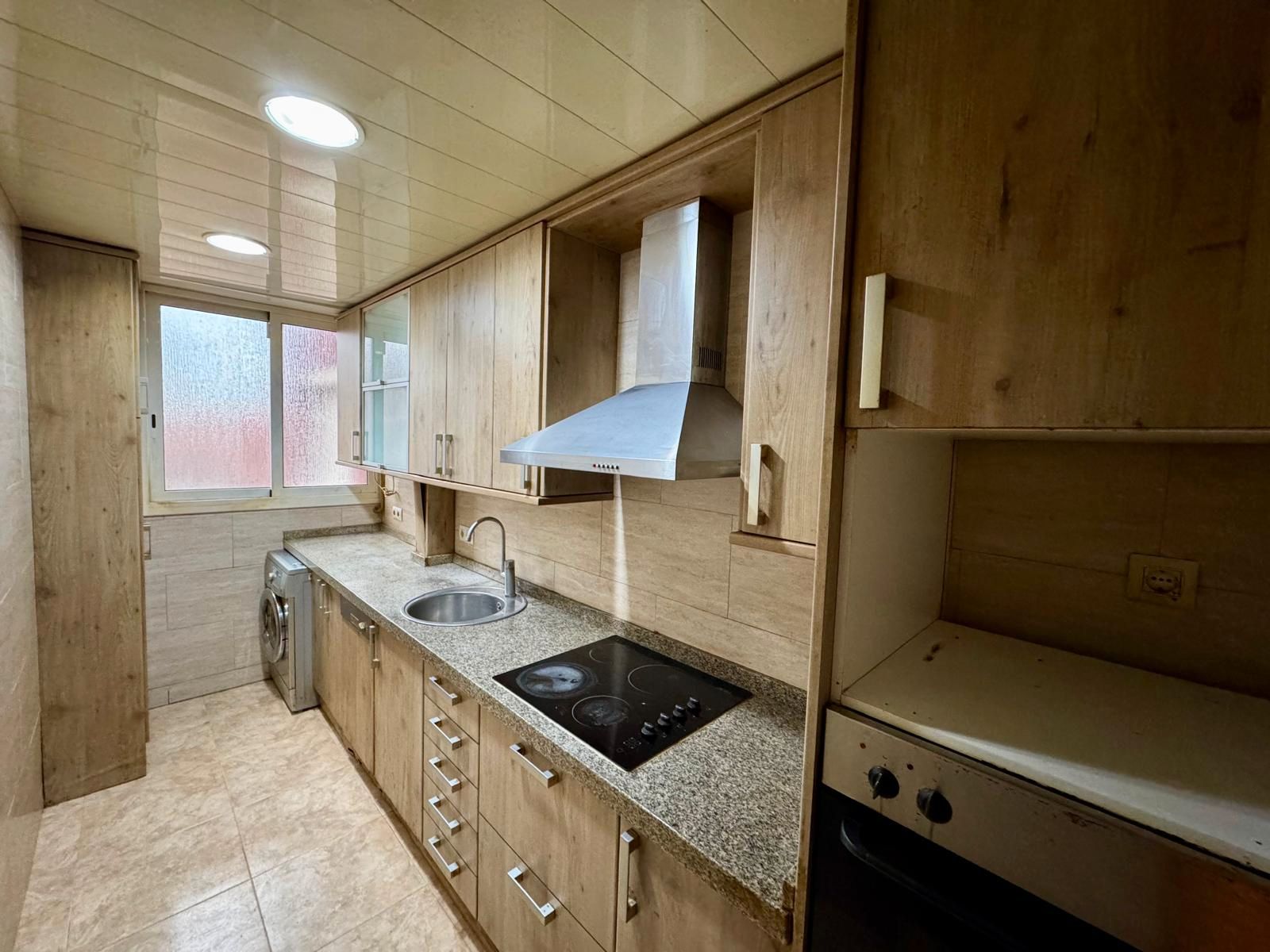 Cuina de Pis en venda en Badalona amb Alarma