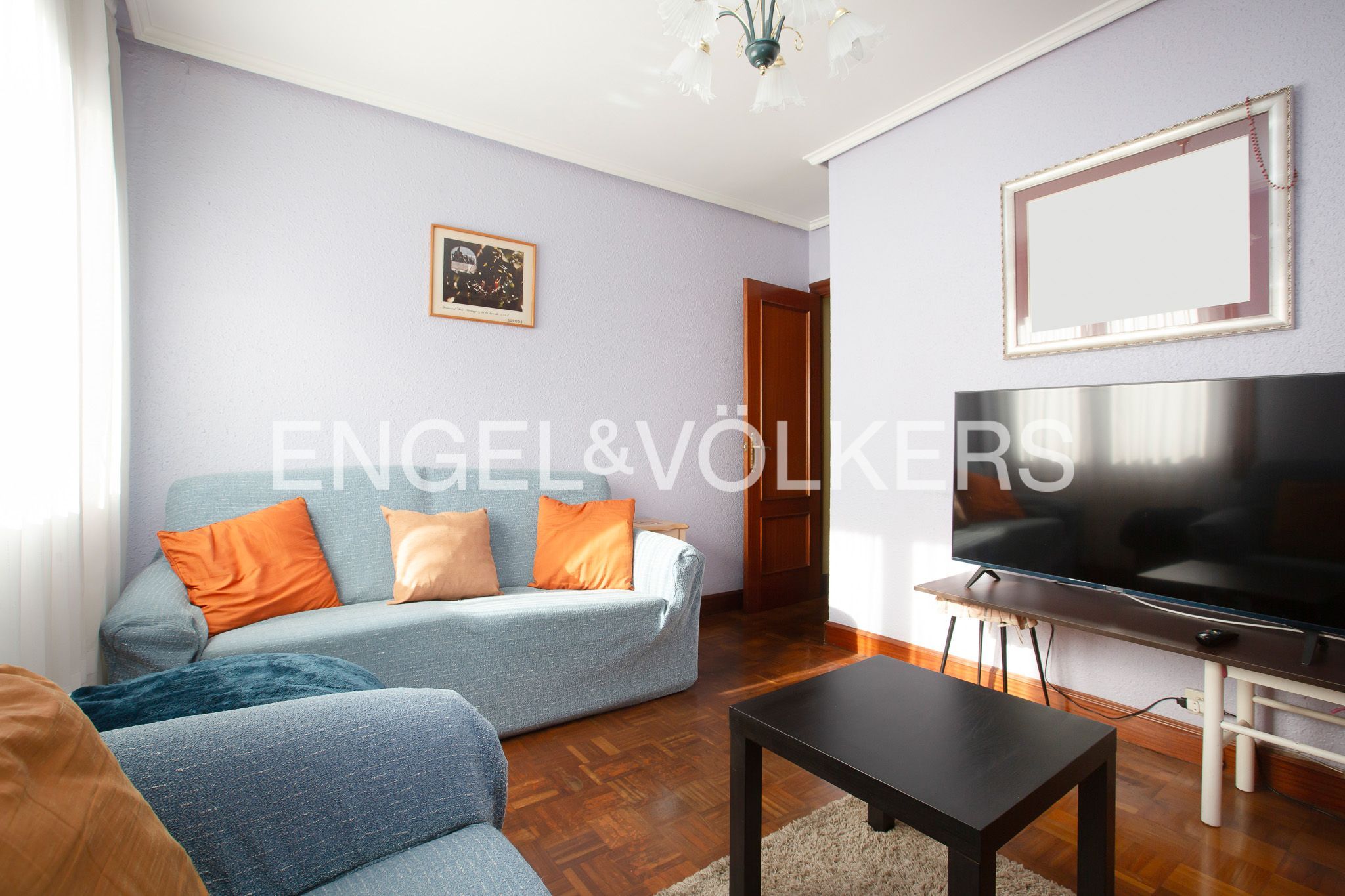 Sala de estar de Piso en venta en Bilbao  con Calefacción, Parquet y Terraza