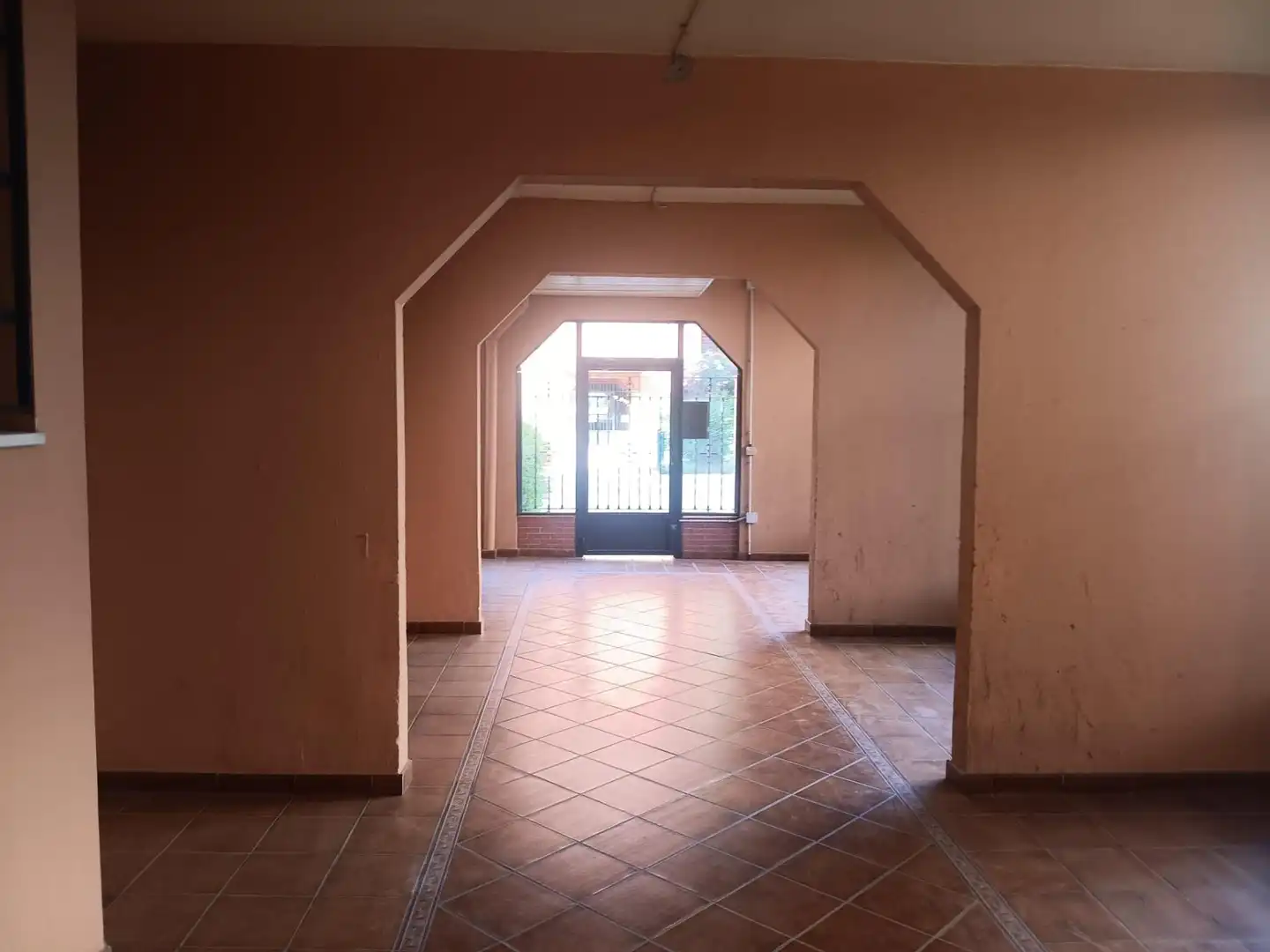 Flat for sale in Sevilla  with Air Conditioner, Parquet flooring and Terrace