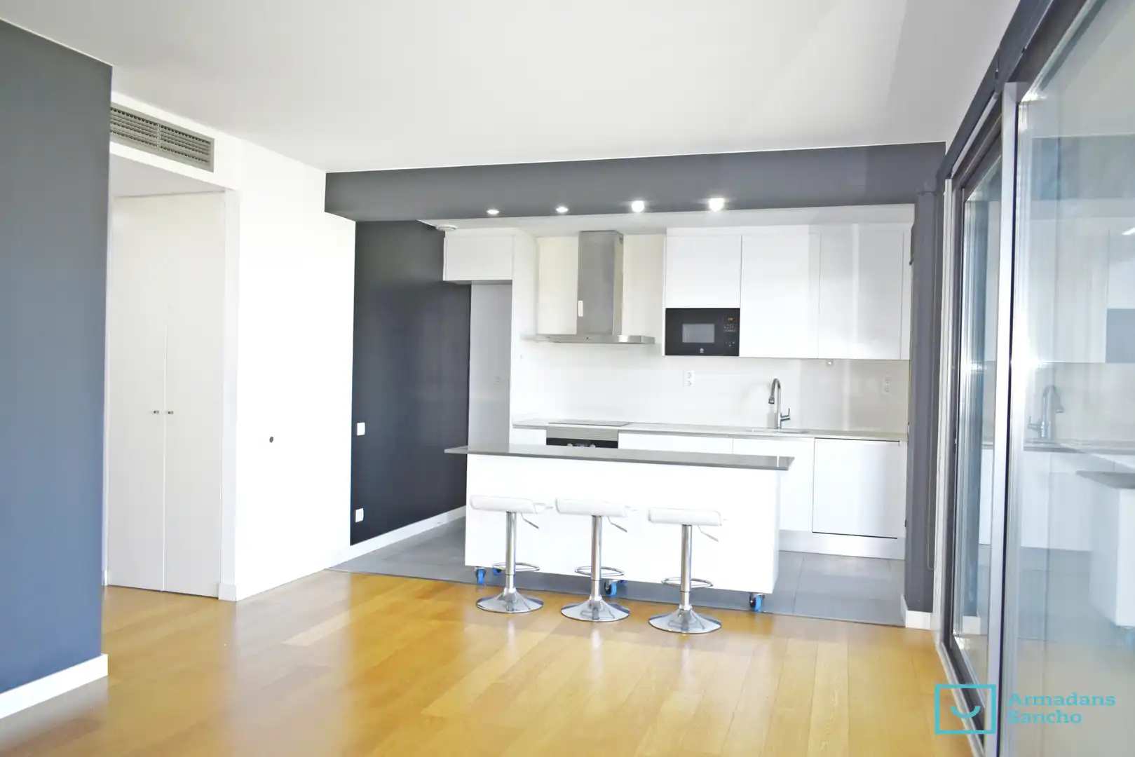Kitchen of Duplexes for rent in Tiana  with Air Conditioner, Parquet flooring and Terrace