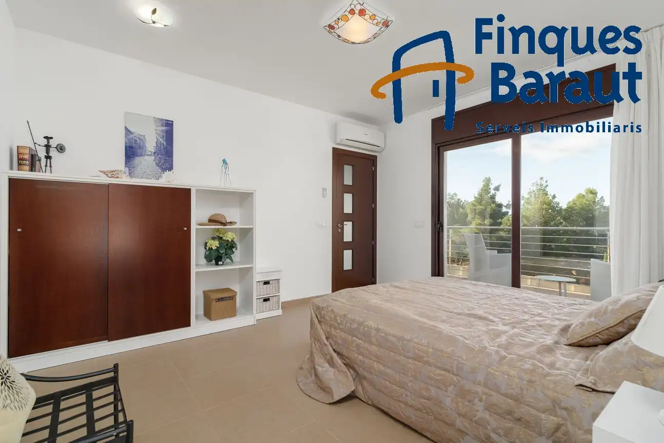 Bedroom of Houses for sale in Pau  with Air Conditioner, Heating and Private garden