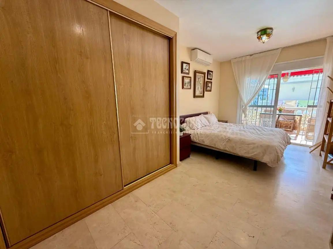 Dormitori de Casa o xalet en venda en Benalmádena amb Aire condicionat, Jardí privat i Terrassa