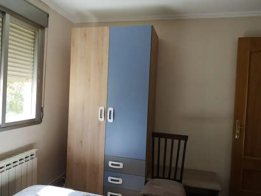 Habitación de Piso en venta en  Logroño con Calefacción y Amueblado