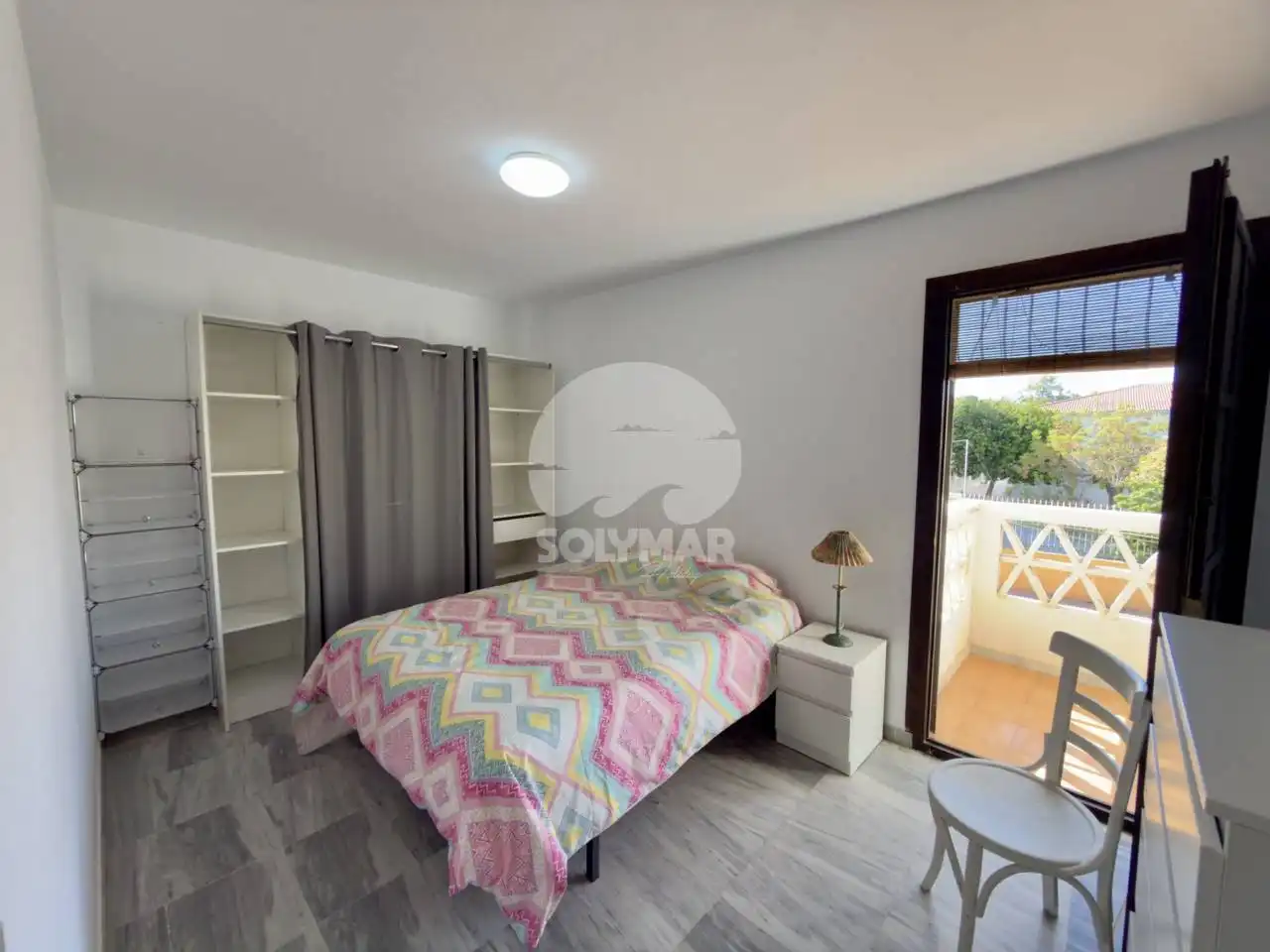 Bedroom of Flat for sale in Vélez-Málaga  with Air Conditioner, Terrace and Furnished