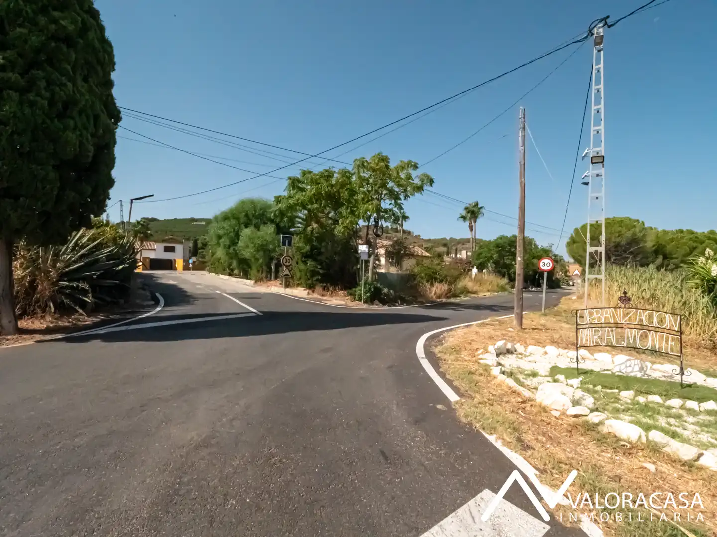 Exterior view of Houses for sale in Coín  with Air Conditioner, Private garden and Terrace