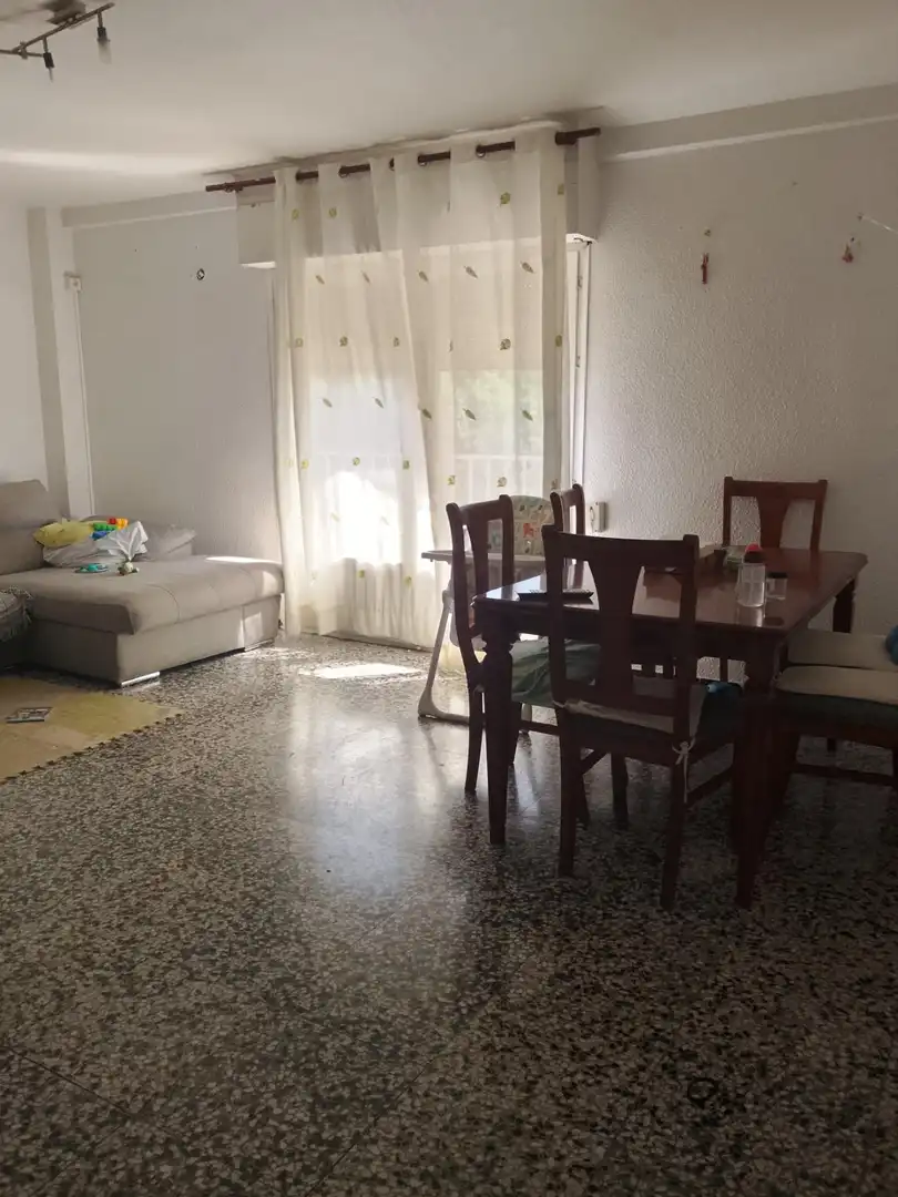 Menjador de Pis en venda en Elche / Elx amb Terrassa, Moblat i Balcó