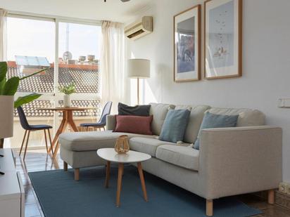 Sala d'estar de Apartament de lloguer en  Barcelona Capital amb Aire condicionat, Moblat i Forn