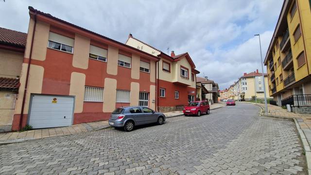 Casa-chalet en Venta en Solasierra, 16 en Riaño