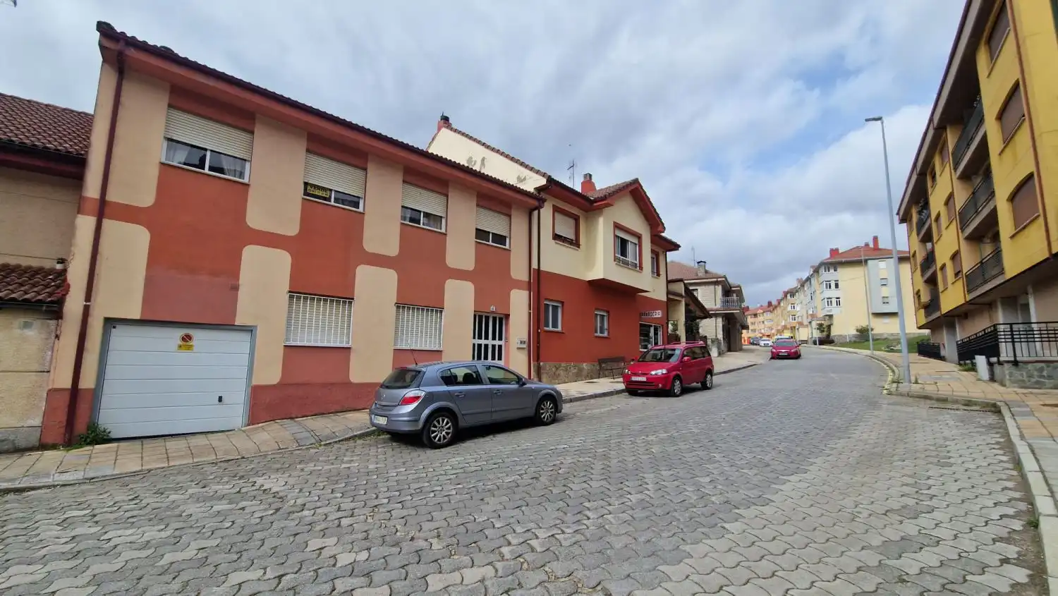 Exterior view of Houses for sale in Riaño  with Air Conditioner, Heating and Storage room