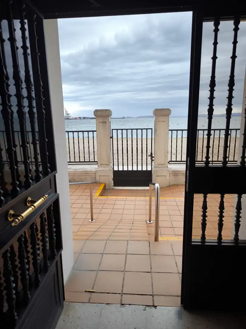 Piso en venta en Vilagarcía de Arousa con Calefacción, Horno y Lavadora