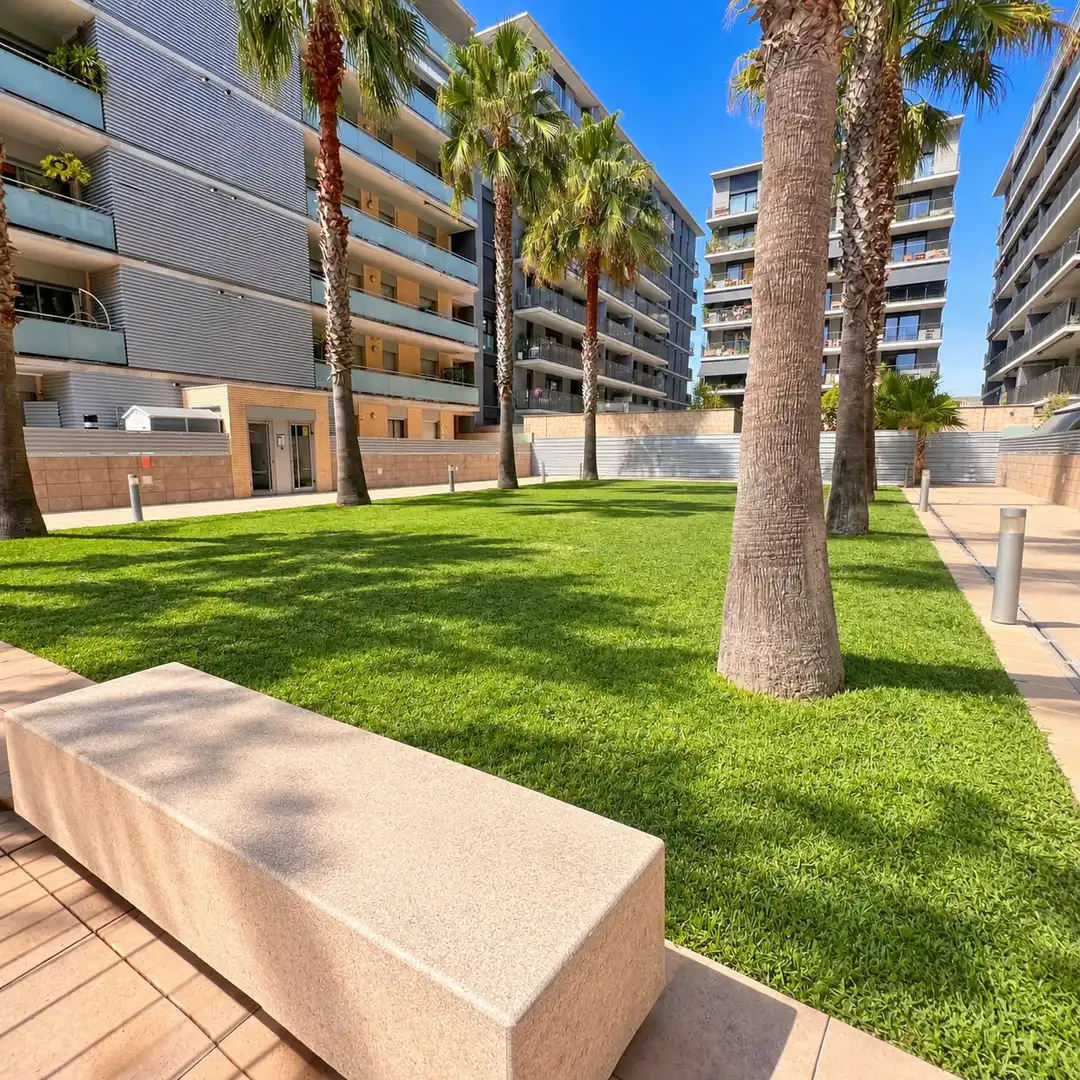 Aparcament de Àtic en venda en Badalona amb Aire condicionat, Calefacció i Terrassa
