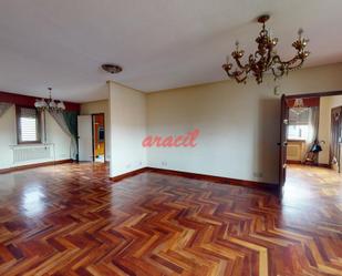 Living room of Flat for sale in Ourense Capital   with Heating, Parquet flooring and Storage room