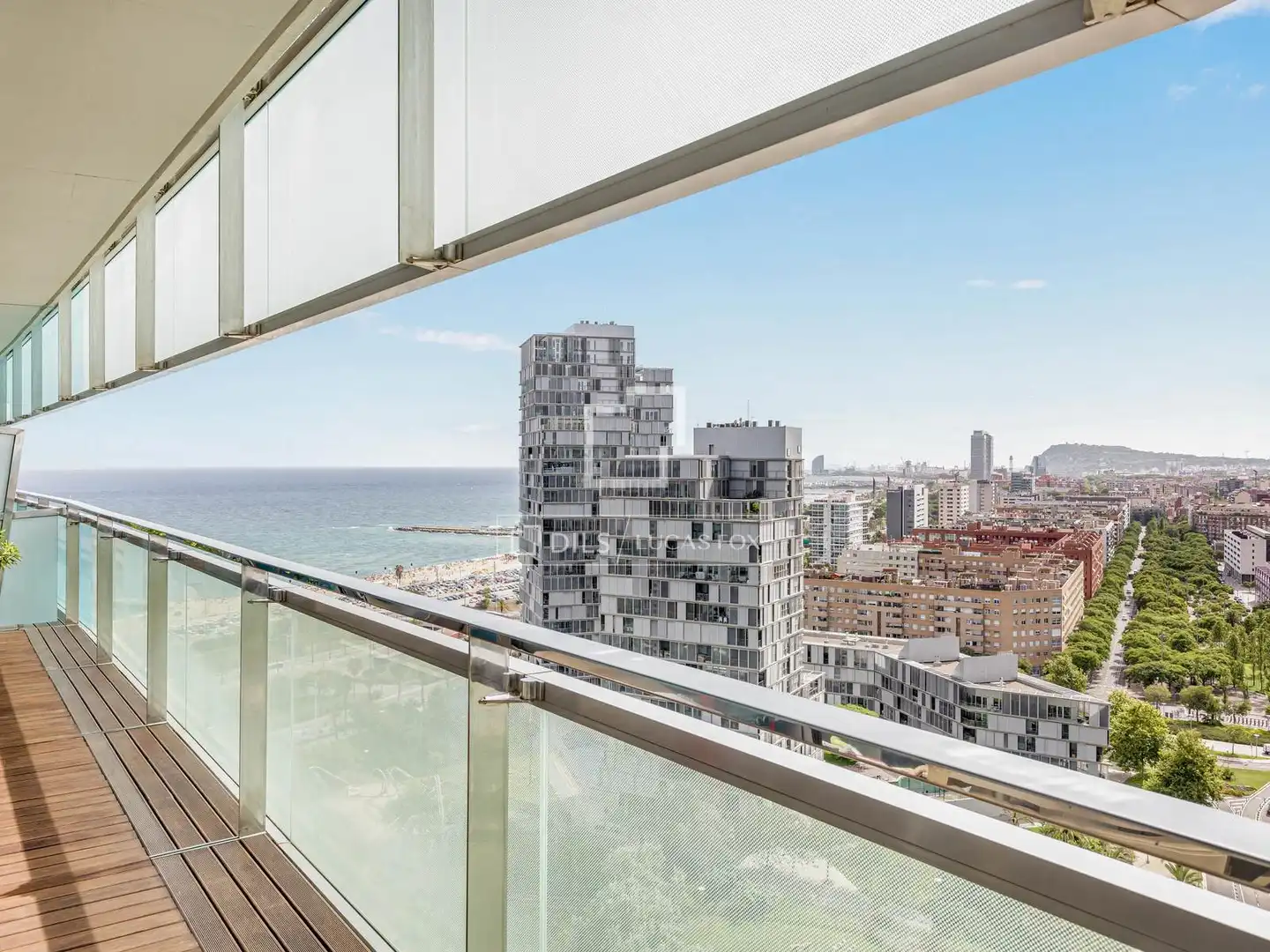 Terraza de Piso en venta en Barcelona con Aire acondicionado, Calefacción y Jardín privado