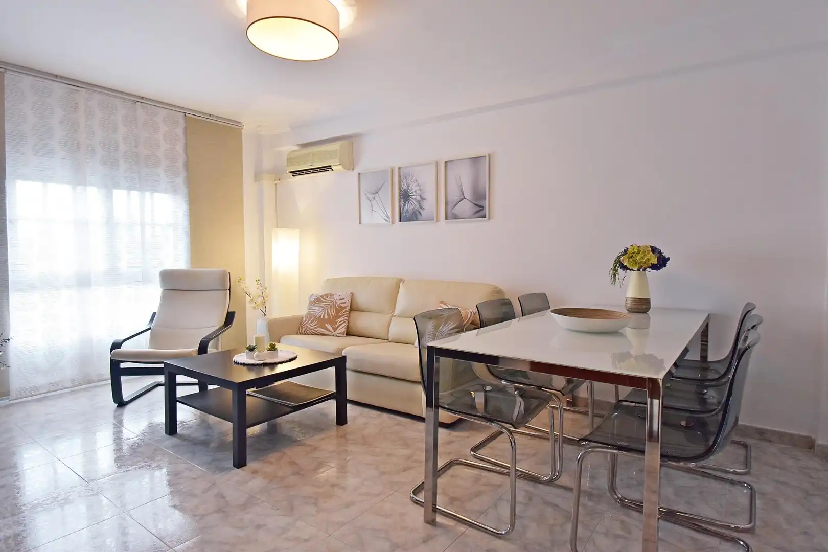 Sala d'estar de Pis en venda en Jerez de la Frontera amb Aire condicionat