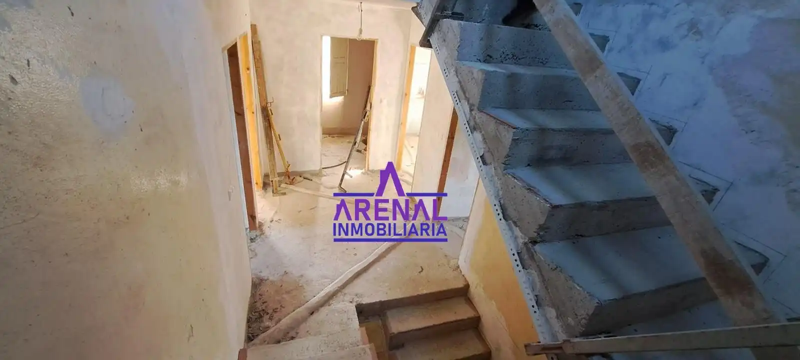 Casa o xalet en venda en Ribeira amb Jardí privat
