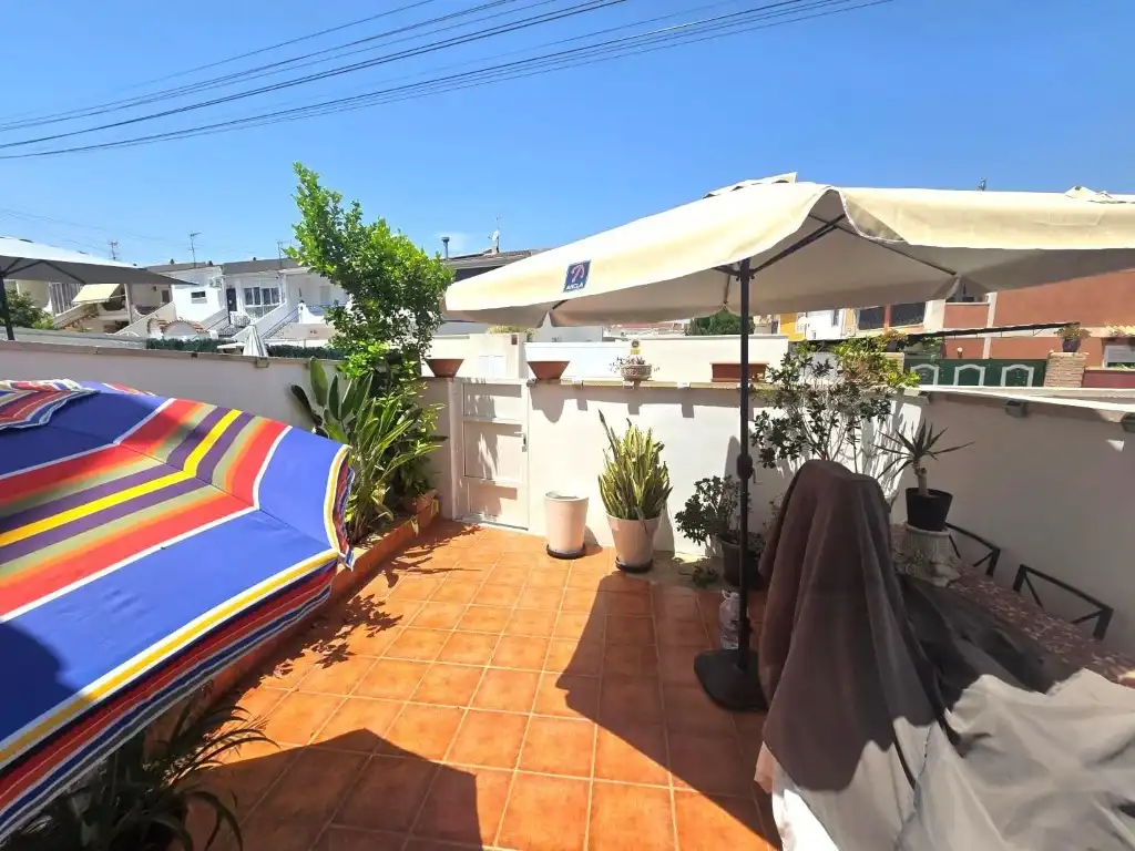 Terraza de Casa o chalet en venta en Torrevieja con Piscina y Amueblado