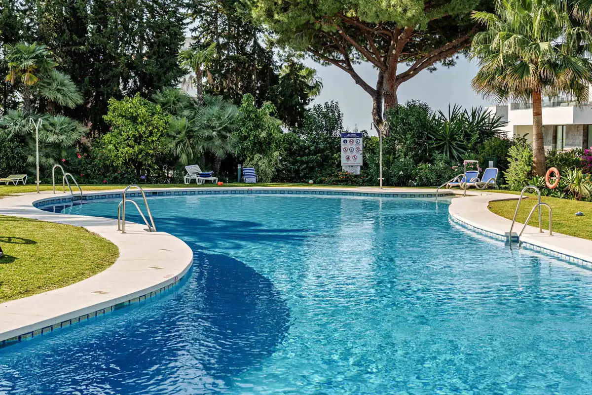 Swimming pool of Flat for sale in Marbella  with Air Conditioner and Terrace