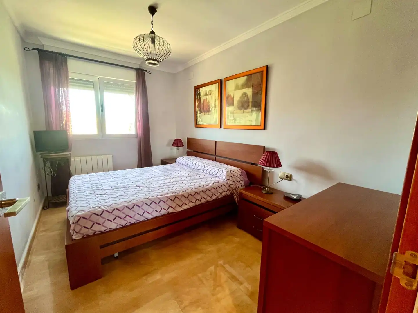 Habitación de Piso en venta en Alicante / Alacant con Aire acondicionado, Calefacción y Piscina comunitaria
