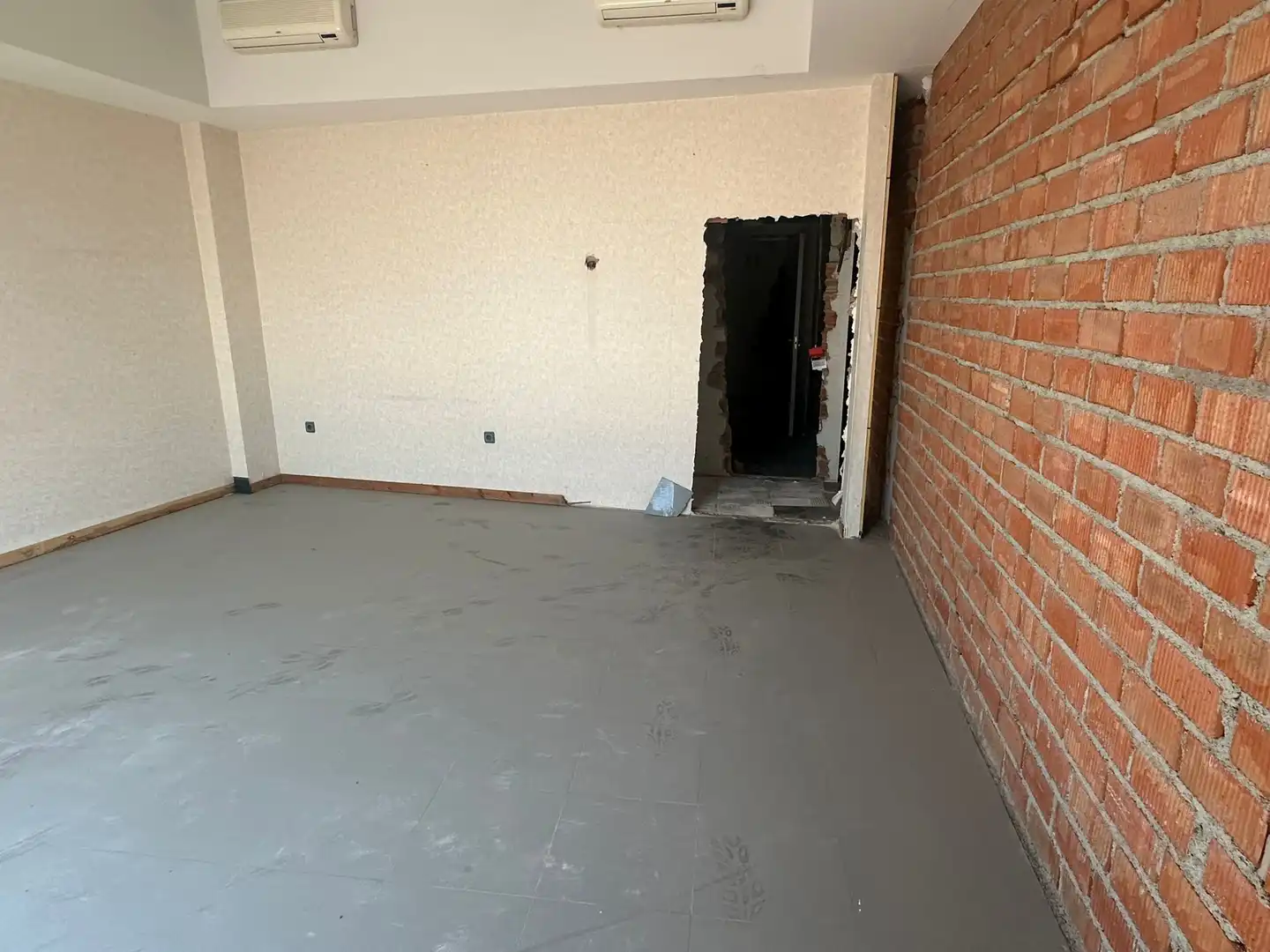 Business premises for sale in Ps Marina Española, Patio Paramo, imagen 4