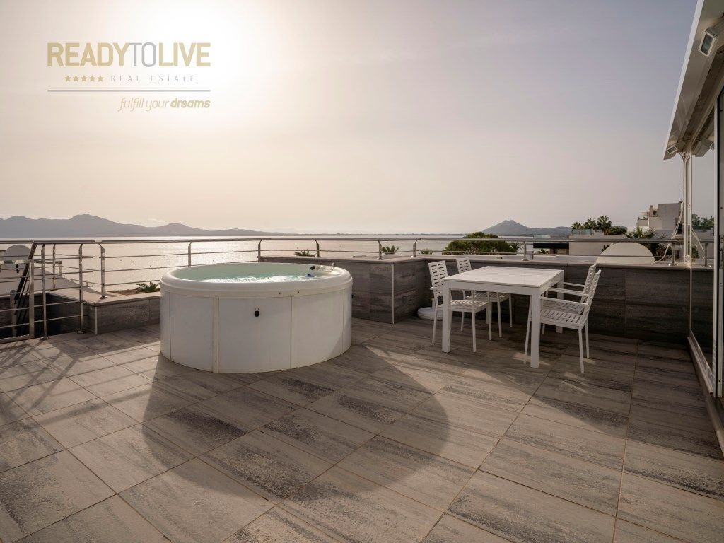 Terrace of Attic for sale in Pollença  with Air Conditioner, Terrace and Washing machine