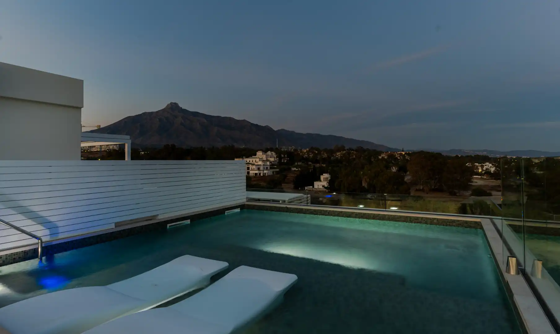 Tríplex con terraza en venta en Milla de Oro, imagen 43