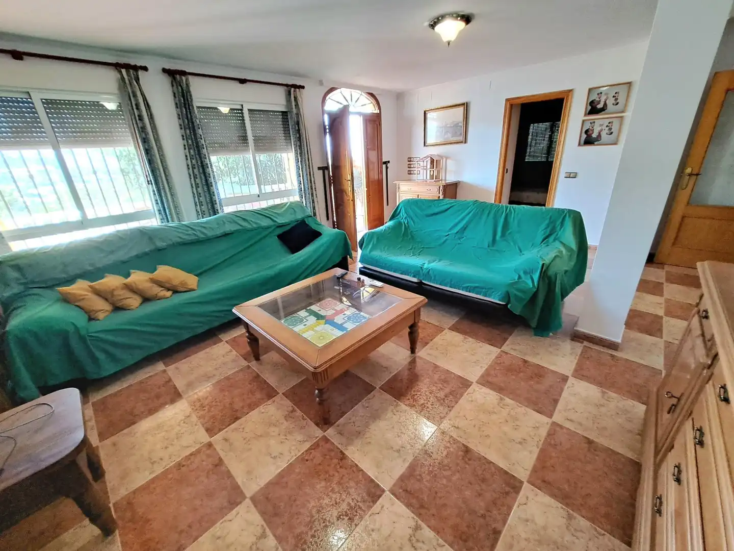 Living room of Houses for sale in Alzira  with Air Conditioner, Private garden and Terrace