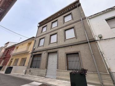 Casa en venta en Calle RAMON Y CAJAL
