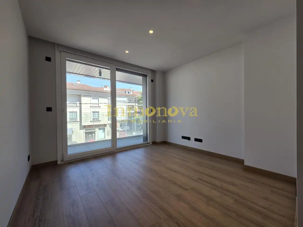 Bedroom of Flat for sale in Nigrán  with Heating, Terrace and Storage room