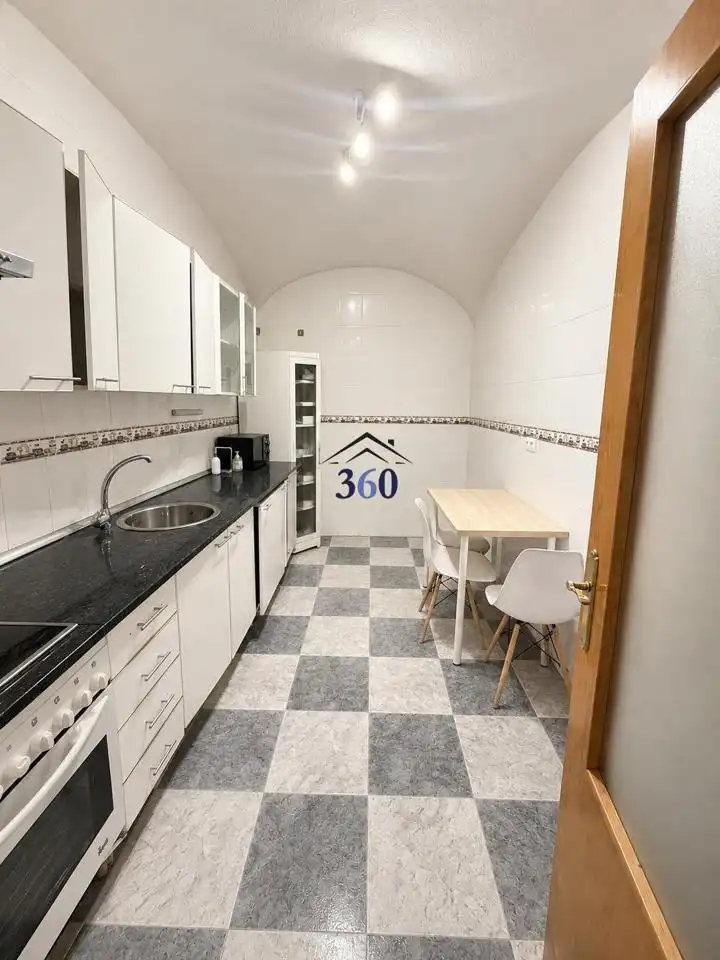 Cuina de Casa o xalet en venda en Cáceres