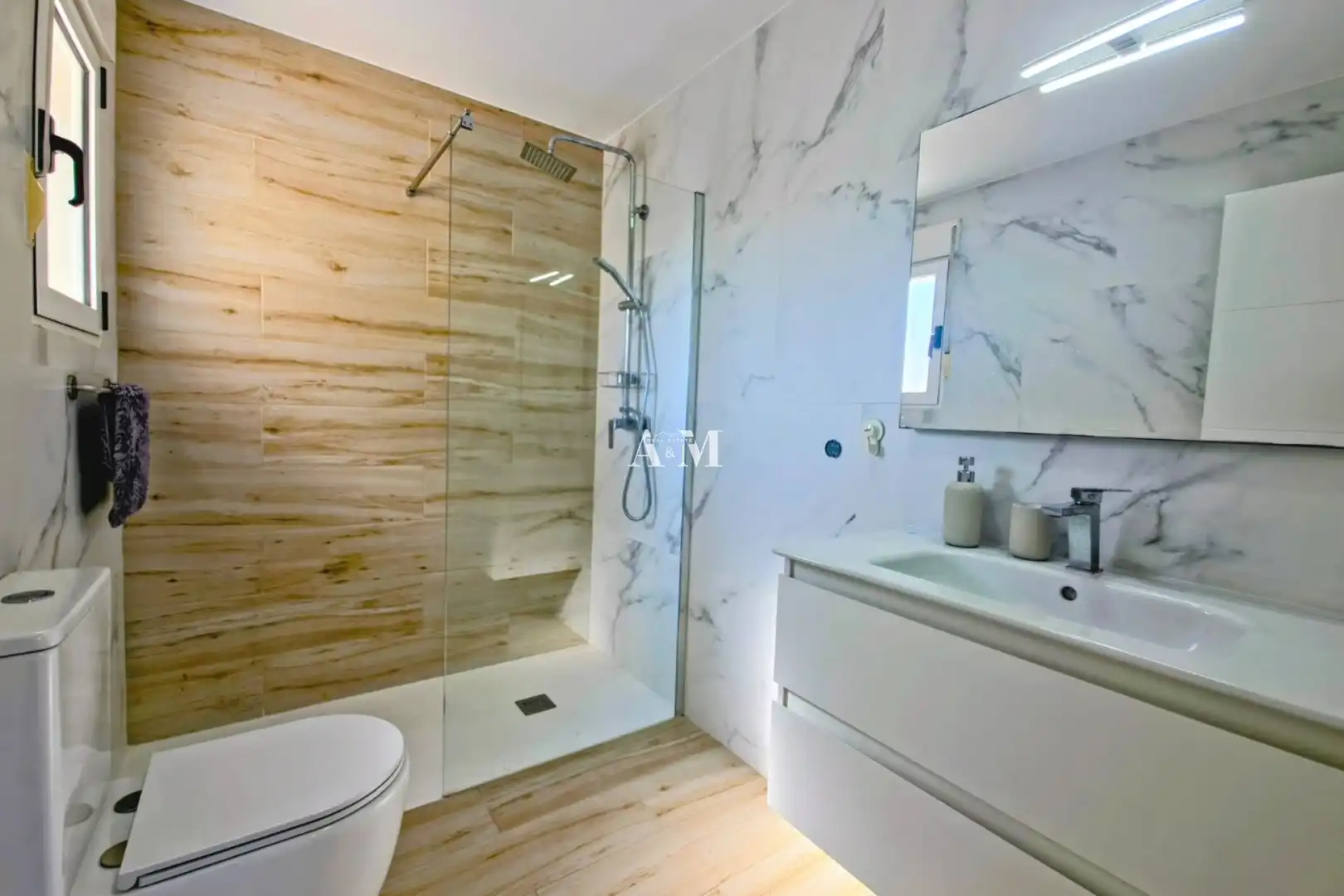 Baño de Casa o chalet de alquiler en Orihuela con Aire acondicionado, Calefacción y Terraza