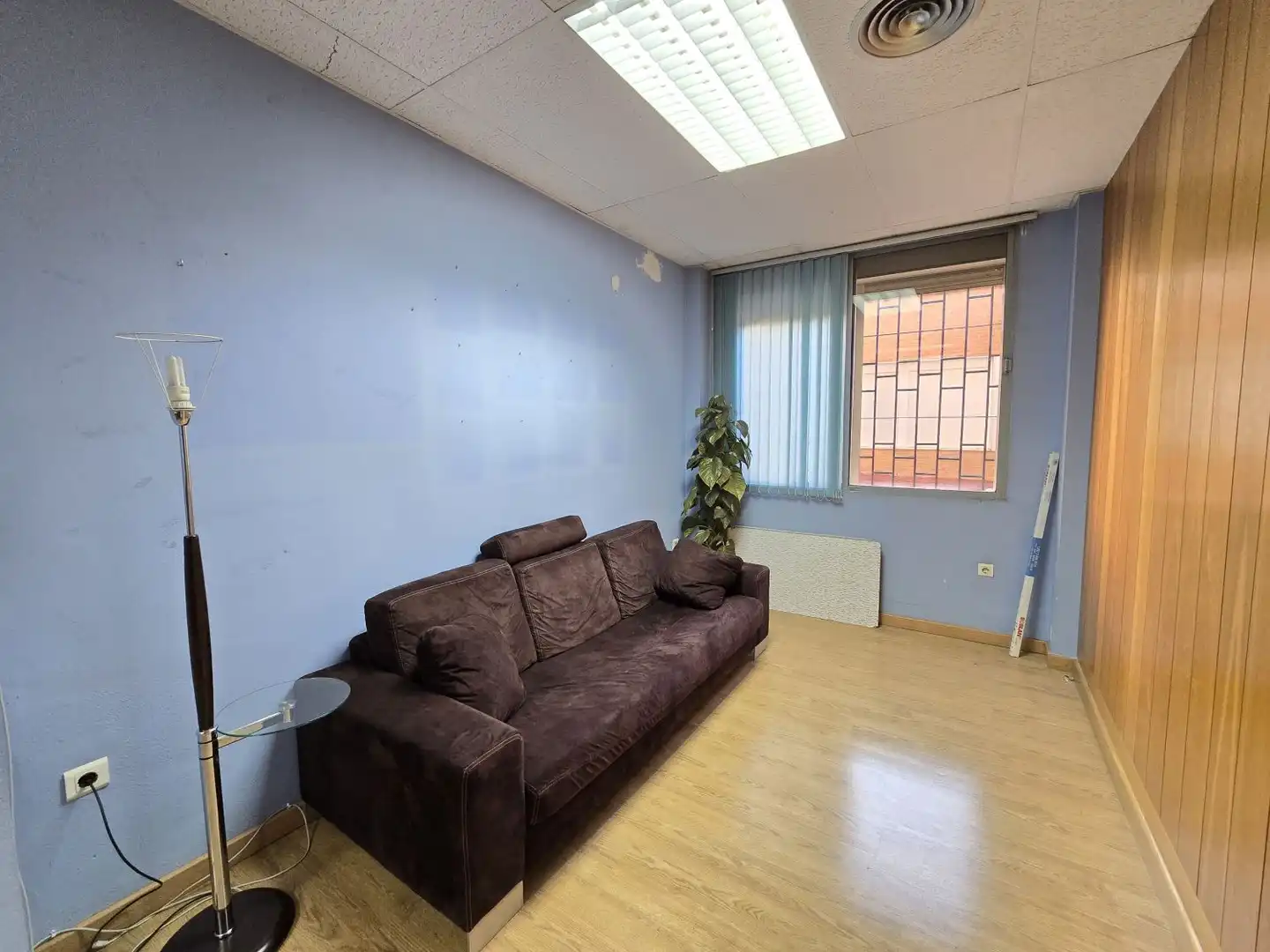Büro zur Miete in Málaga mit Klimaanlage und Heizung