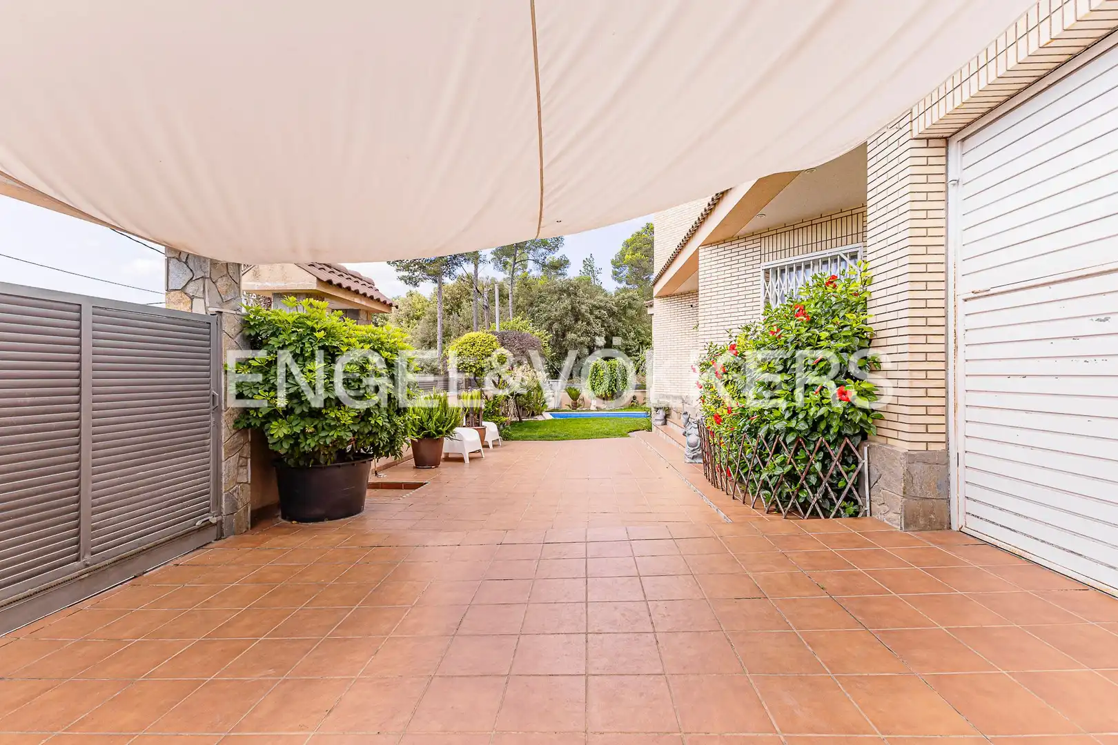 Terrace of Houses for sale in Sant Vicenç Dels Horts  with Heating, Storage room and Swimming Pool
