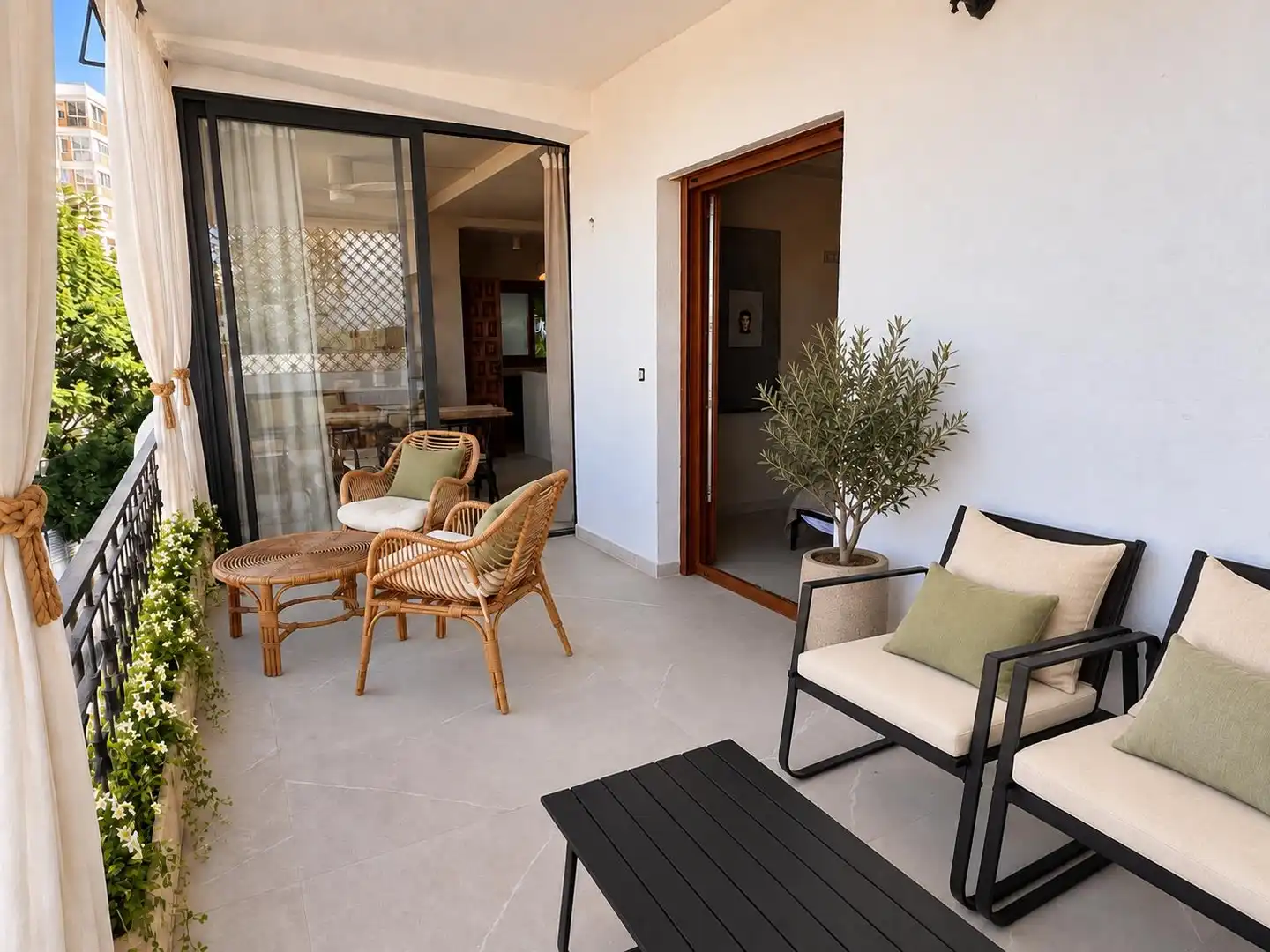 Casa aparellada amb terrassa en venda a Calle Mirador de la Bahía 31, imagen 9