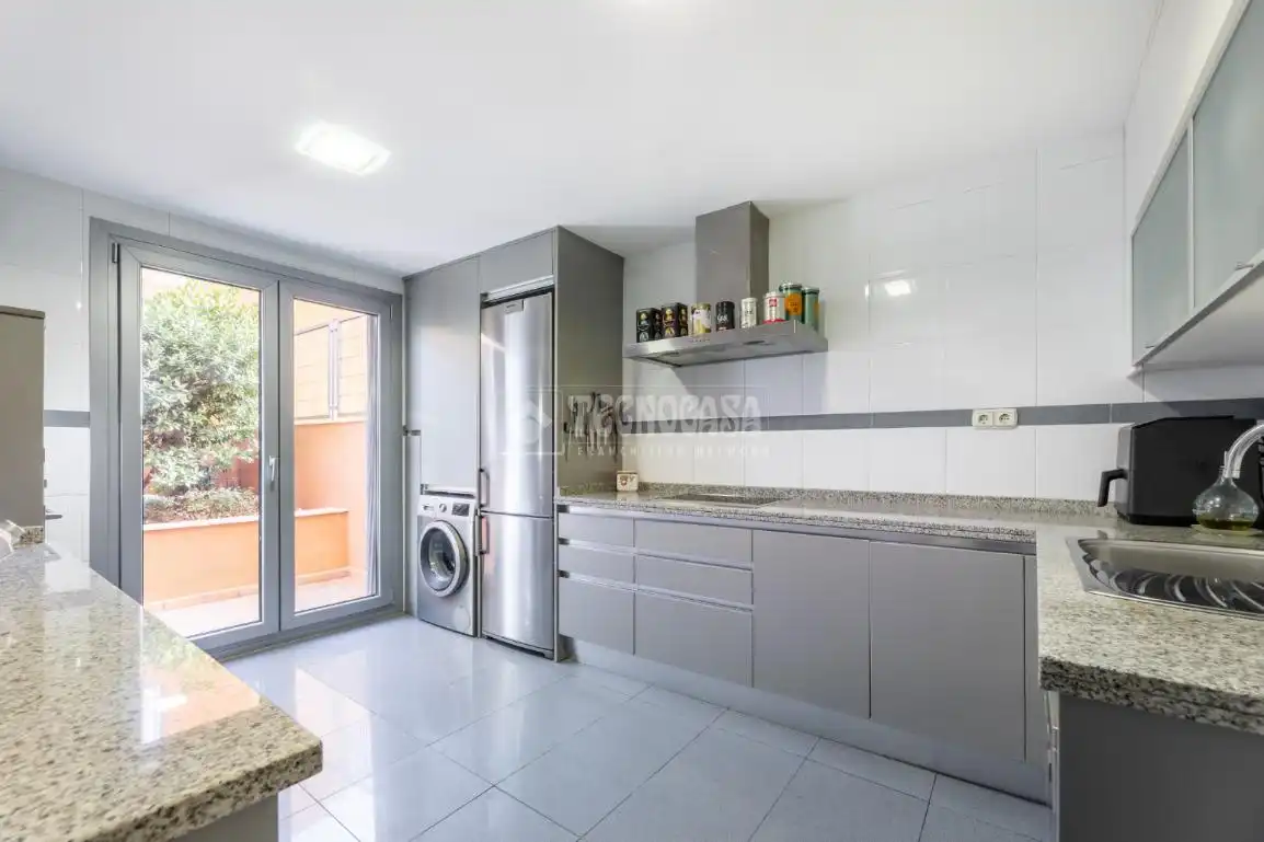 Kitchen of Houses for sale in Torrelodones  with Air Conditioner, Private garden and Terrace