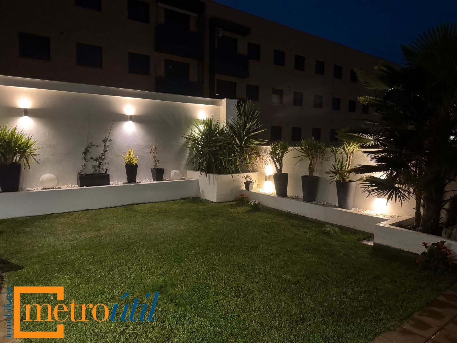 Terrassa de Pis en venda en Salamanca Capital amb Aire condicionat, Calefacció i Jardí privat