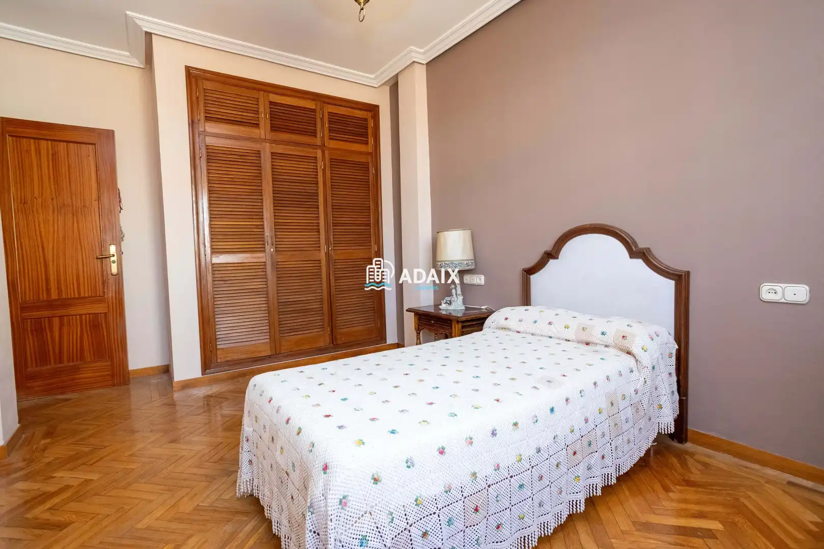 Dormitori de Casa adosada en venda en Cáceres amb Aire condicionat, Calefacció i Terrassa