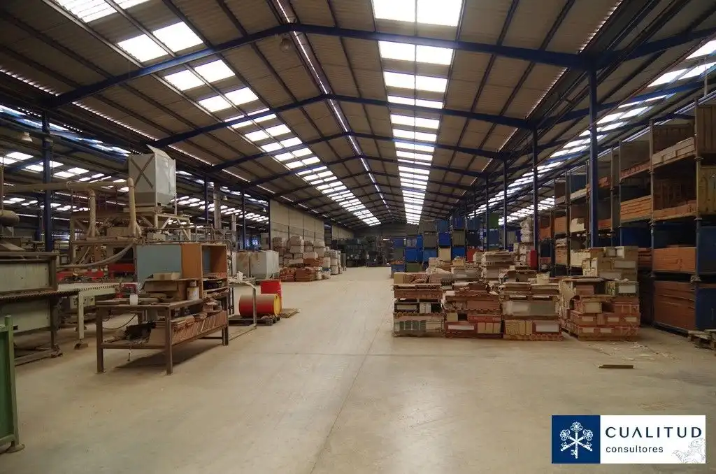 Exterior view of Industrial buildings for rent in Onda