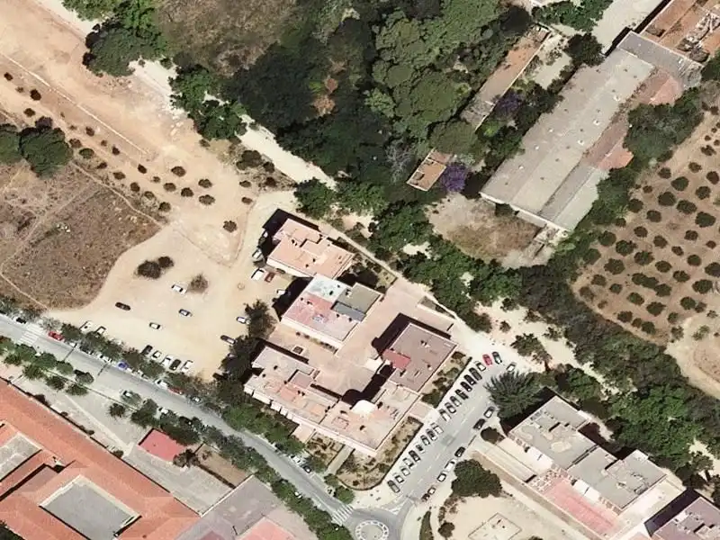 Flat for sale in LLeo 1