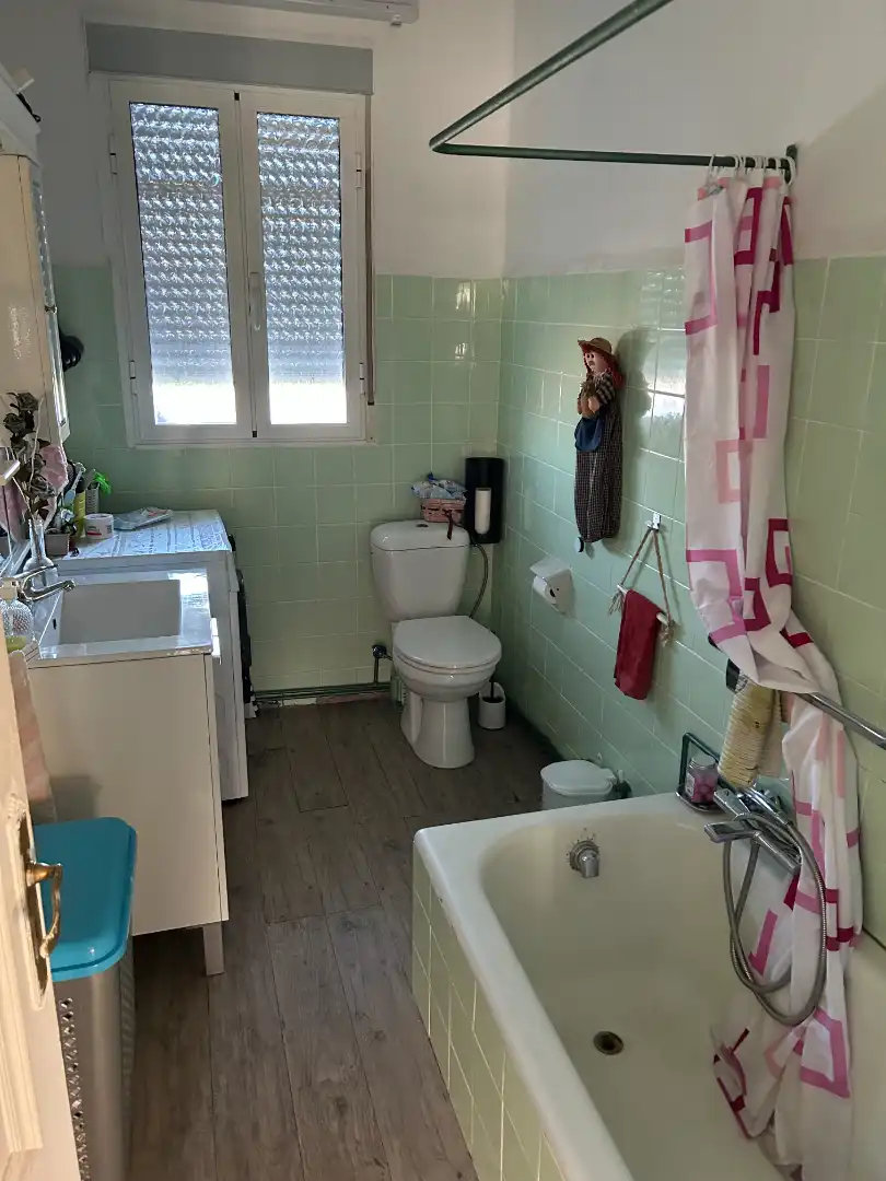 Bany de Casa o xalet en venda en Pontevedra Capital  amb Moblat