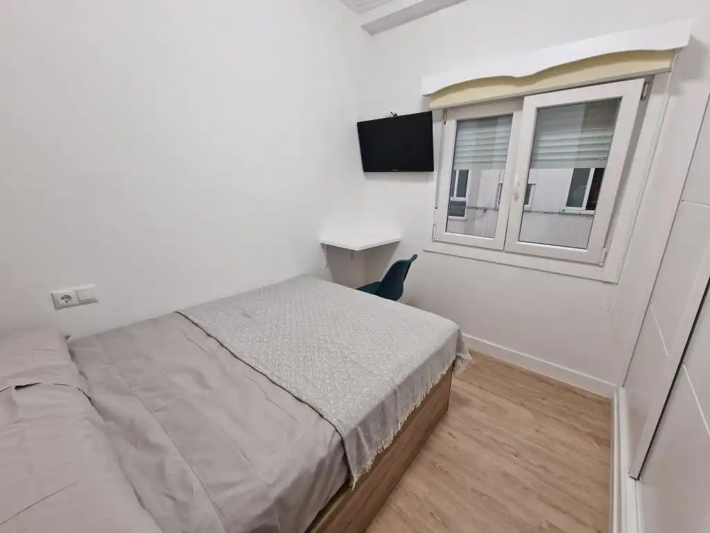 Room in Avenida Portugal.h2, Couto