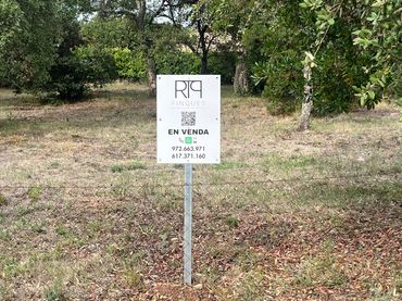 Terreno residenziale in vendita a Carrer Pla de l'Estany 3