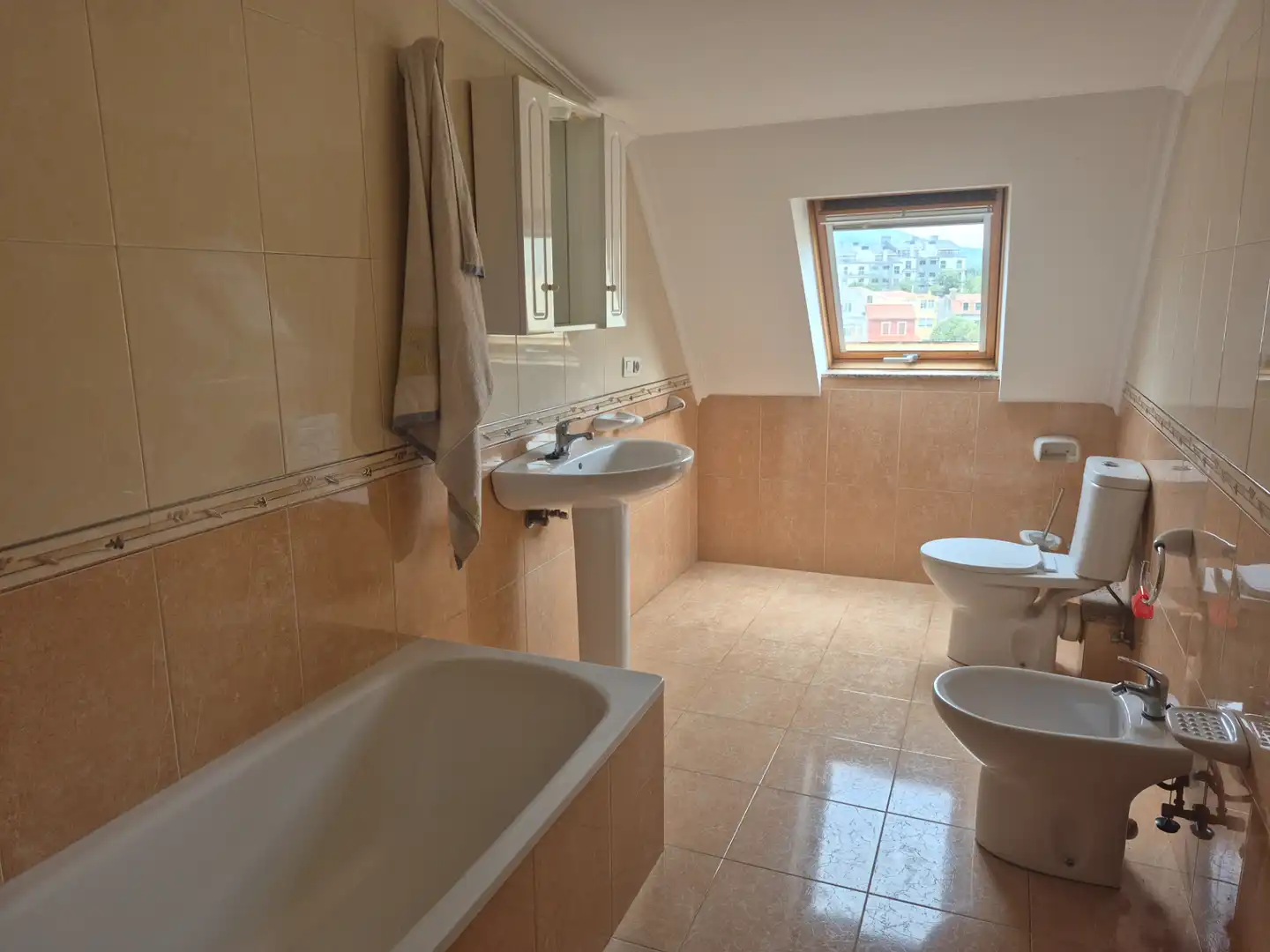 Baño de Ático en venta en Cedeira con Amueblado