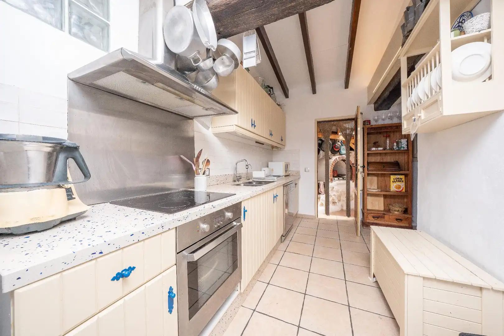 Cocina de Casa o chalet en venta en El Campello con Aire acondicionado, Calefacción y Jardín privado