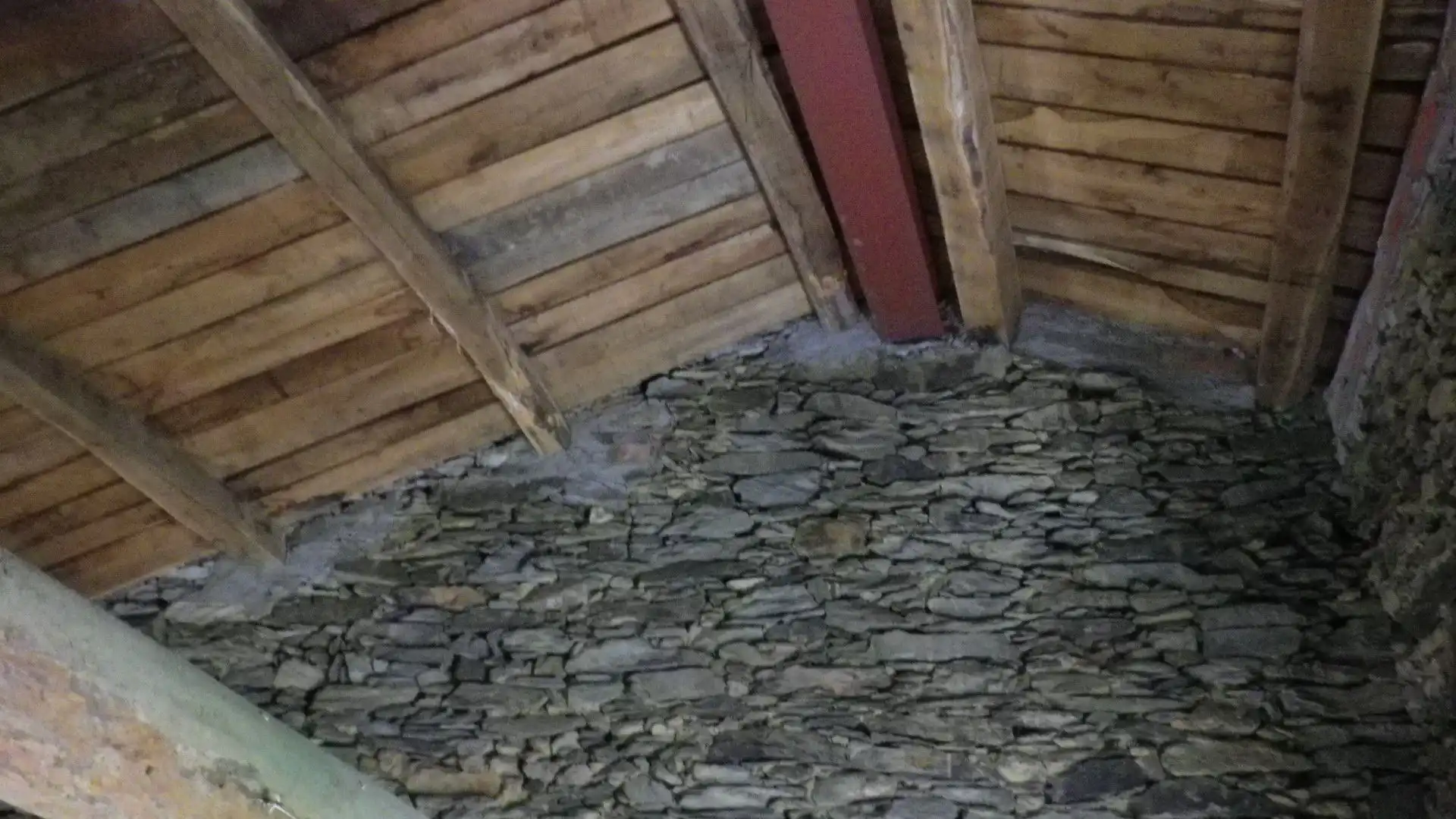 Einfamilien-Reihenhaus zum Verkauf in Viveiro mit Heizung, Privatgarten und Terrasse