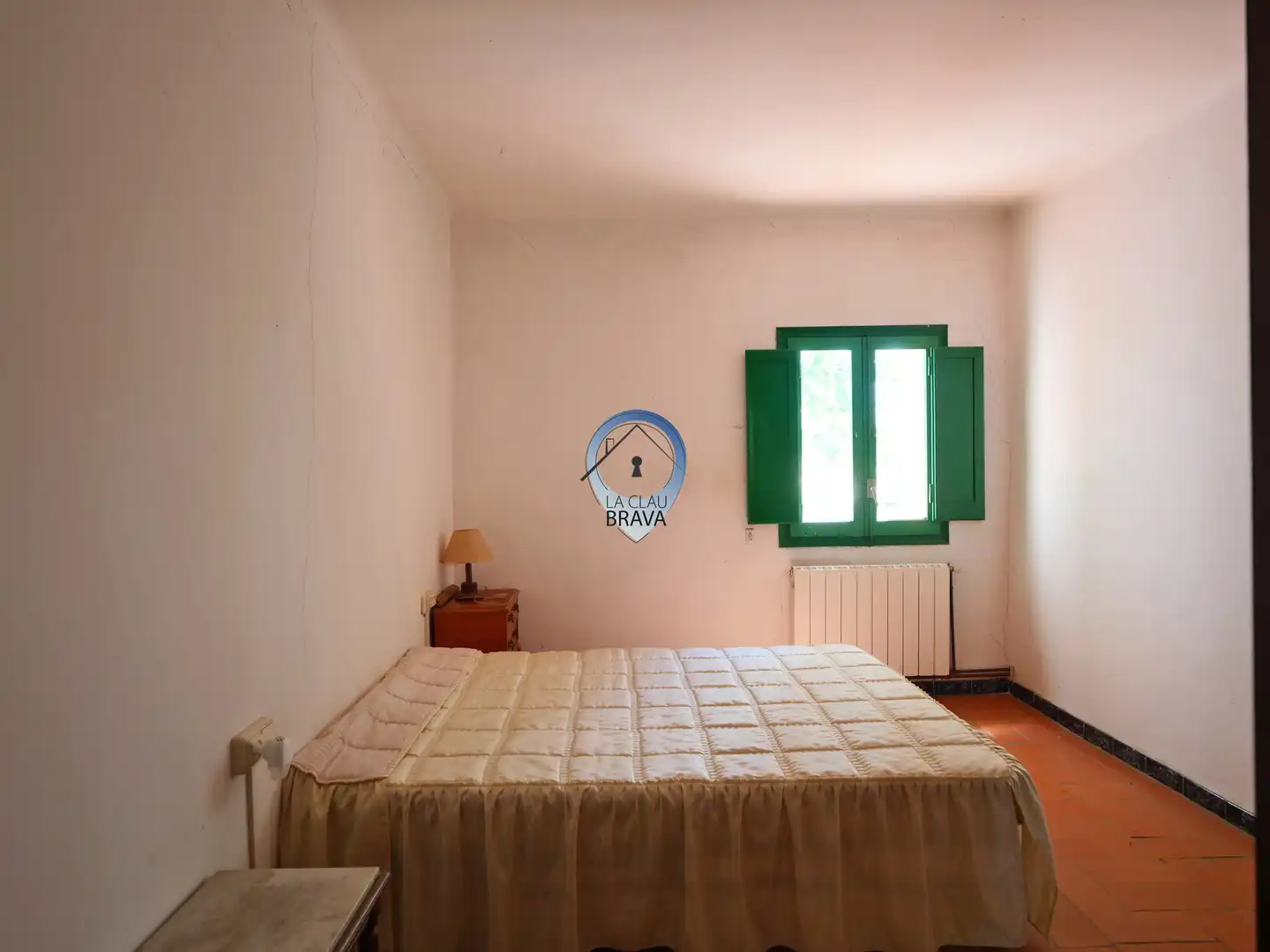 Schlafzimmer von Country house zum Verkauf in Bescanó mit Heizung, Privatgarten und Terrasse