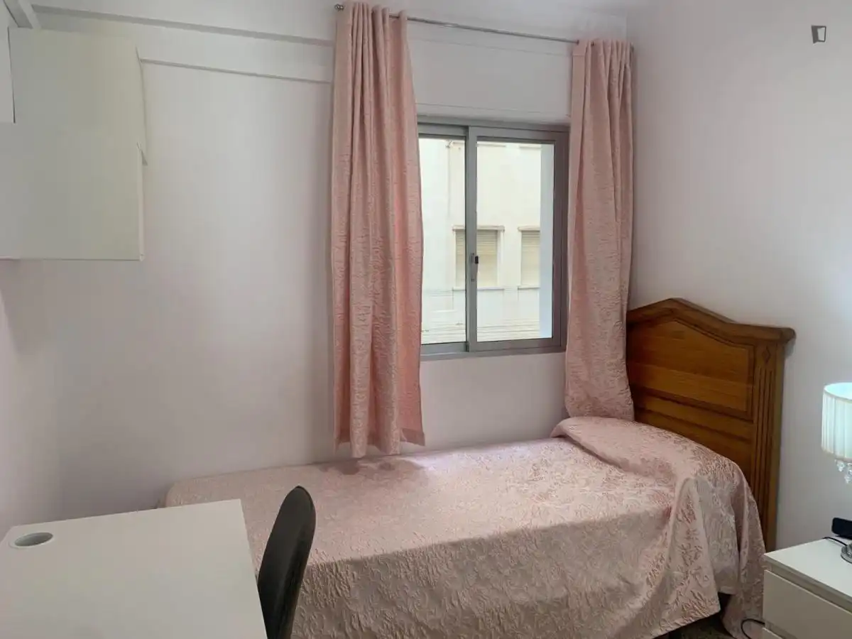 Room in Alegría de la Huerta- Jardín de Málaga