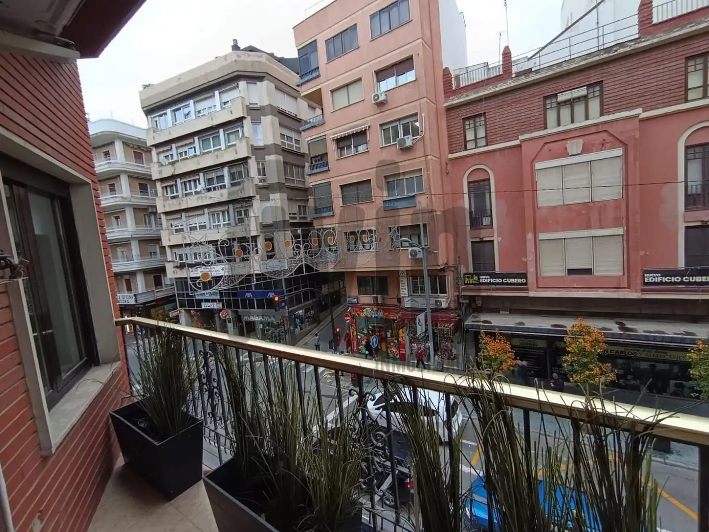 Außenansicht von Wohnung zur Miete in Jaén mit Klimaanlage, Terrasse und Möbliert