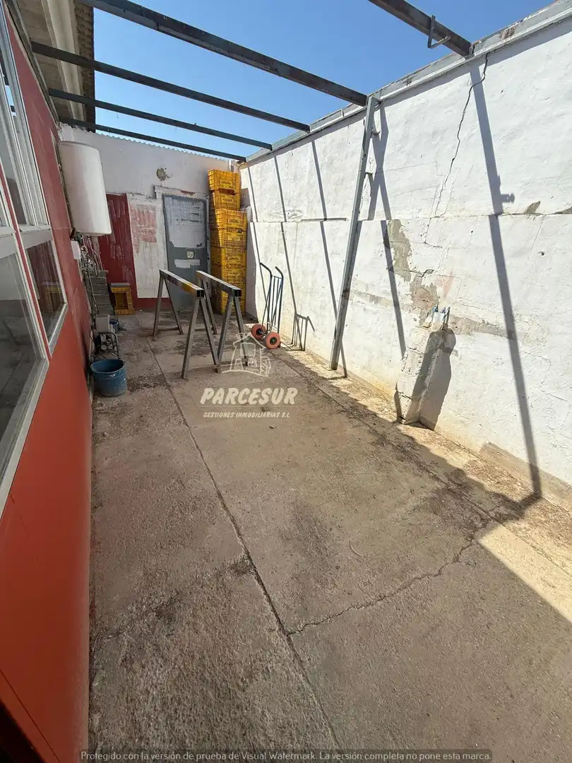 Aparcament de Casa o xalet en venda en Córdoba amb Aire condicionat i Jardí privat