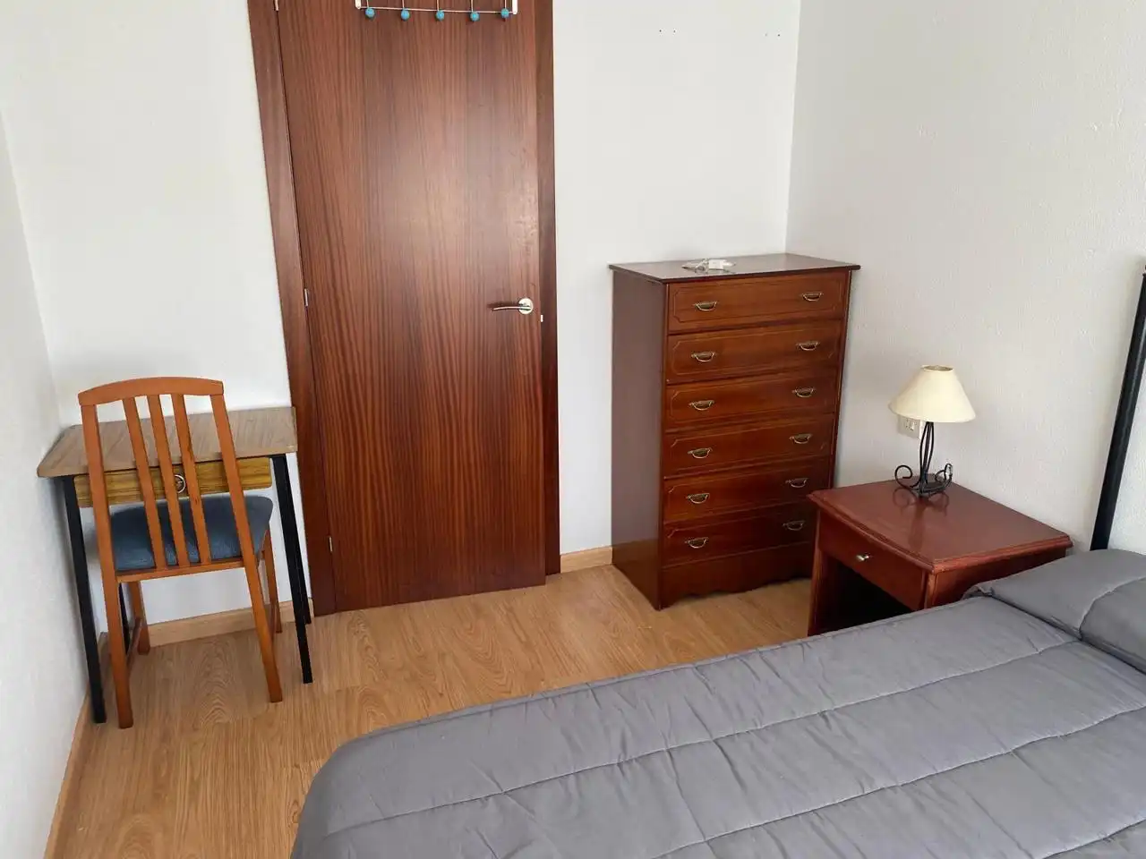 Habitación de Piso de alquiler en Santiago de Compostela  con Amueblado